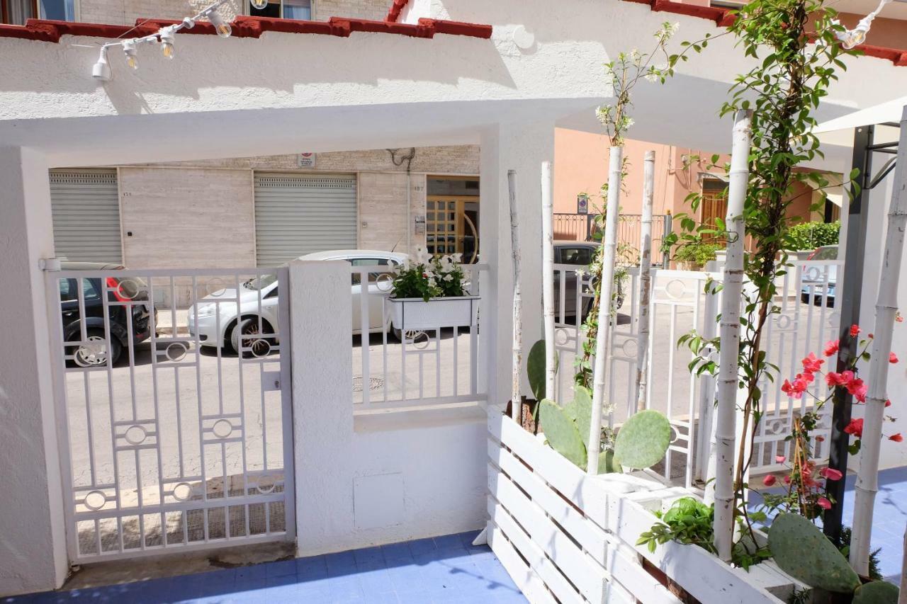 Villa La Dimora Al Mare Monopoli Exterior foto